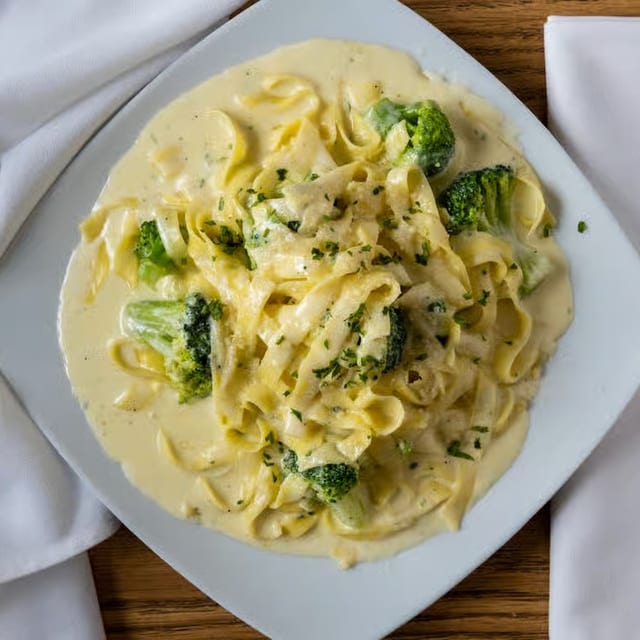 Fettuccini & Broccoli with Alfredo Sauce.