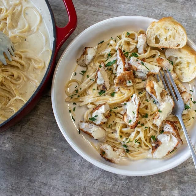 Chicken Alfredo.